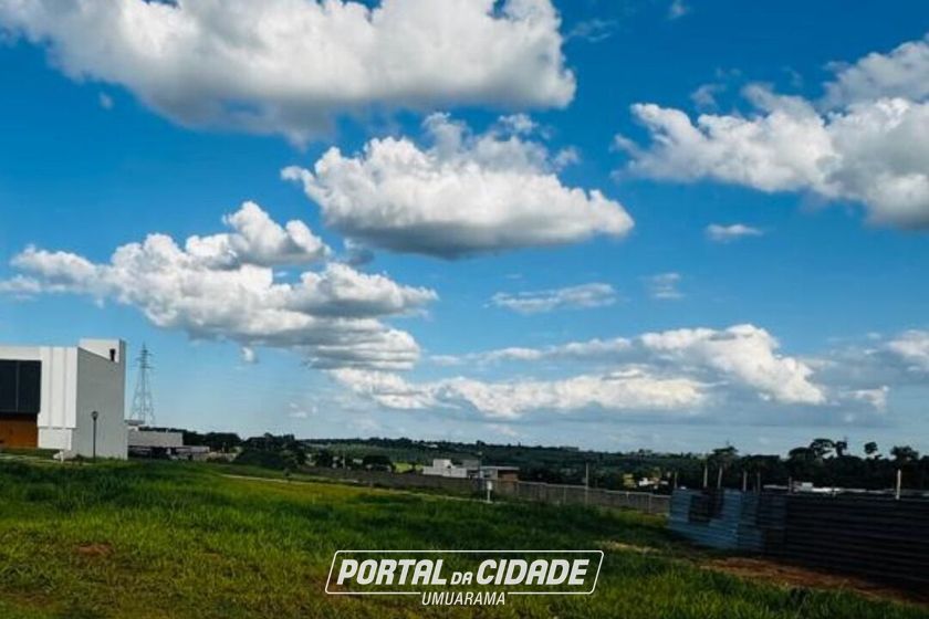 Terreno &agrave; venda - 246m&sup2; - Zona III