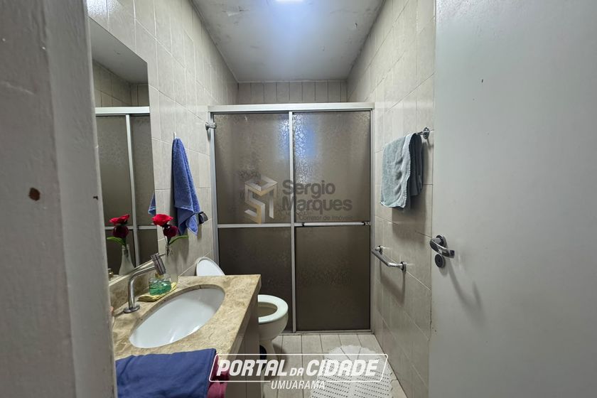 Sobrado &agrave; venda - 238m&sup2; - Zona 2