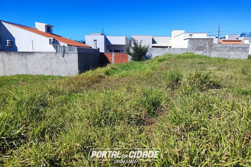 Terreno &agrave; venda - 147m&sup2; - PARQUE RESIDENCIAL ITALIA