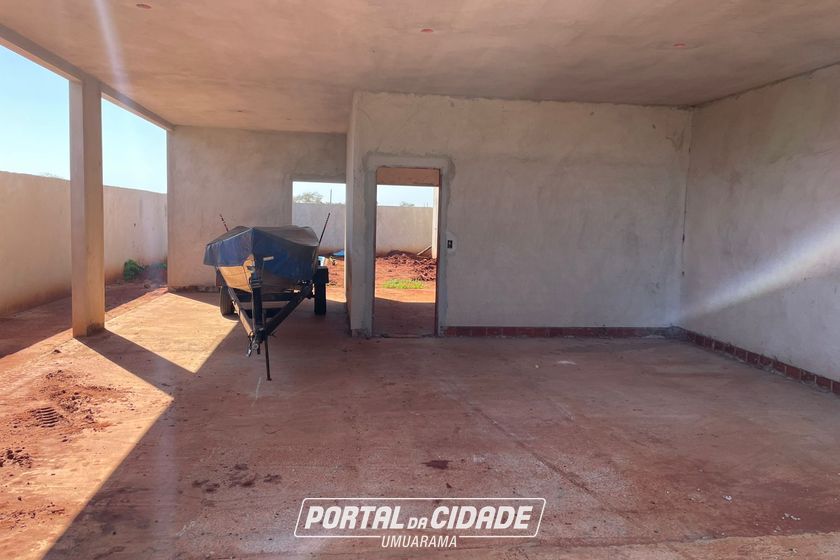 Casa &agrave; venda - 200m&sup2; - Porto Camargo
