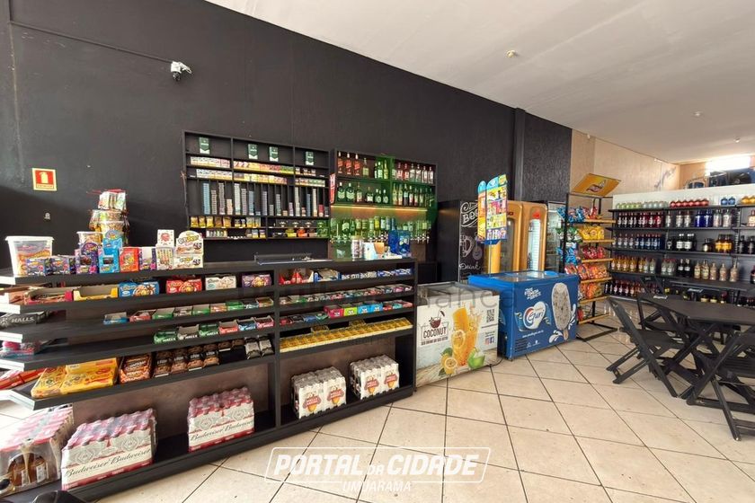 Sal&atilde;o Comercial &agrave; venda - 300m&sup2; - CENTRO