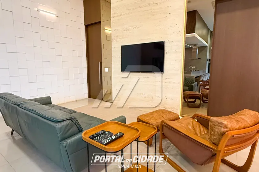 Casa &agrave; venda - 280m&sup2; - Zona VII
