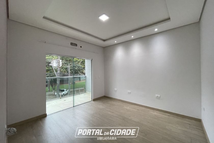 Casa para alugar - 252m&sup2; - ZONA VII