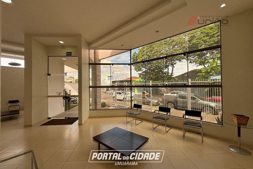 Sal&atilde;o Comercial &agrave; venda - 345m&sup2; - Zona I