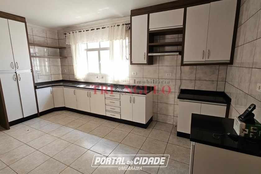 Sobrado &agrave; venda - 250m&sup2; - JARDIM DOS PRINCIPES