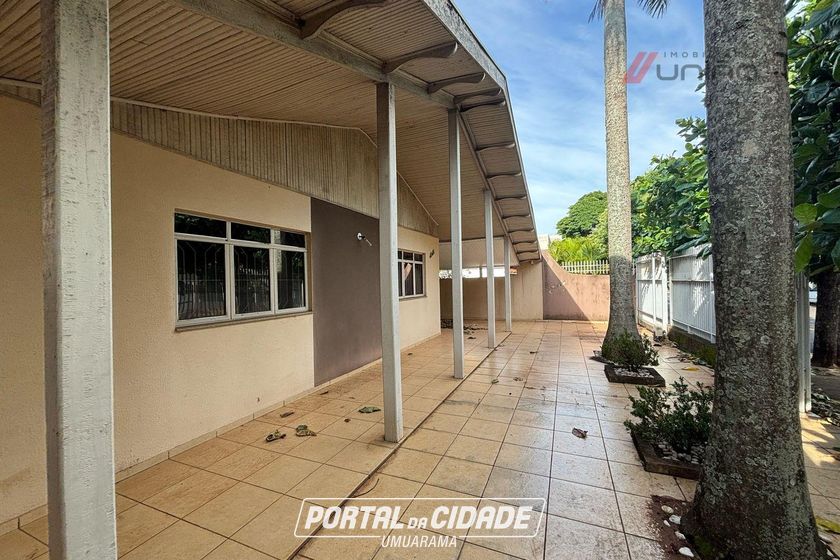 Casa &agrave; venda - 290m&sup2; - Zona III