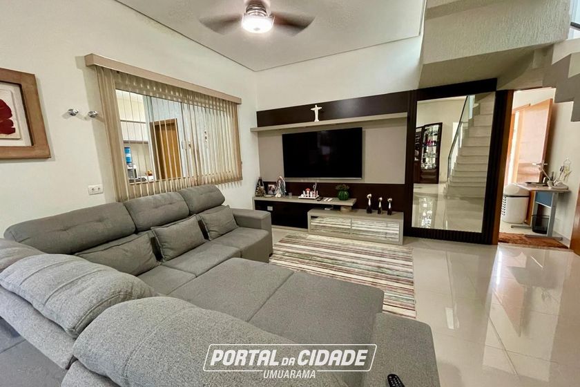 Casa &agrave; venda - 338m&sup2; - ZONA I