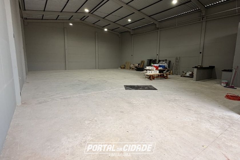 Sal&atilde;o Comercial para alugar - 330m&sup2; - Parque Viena
