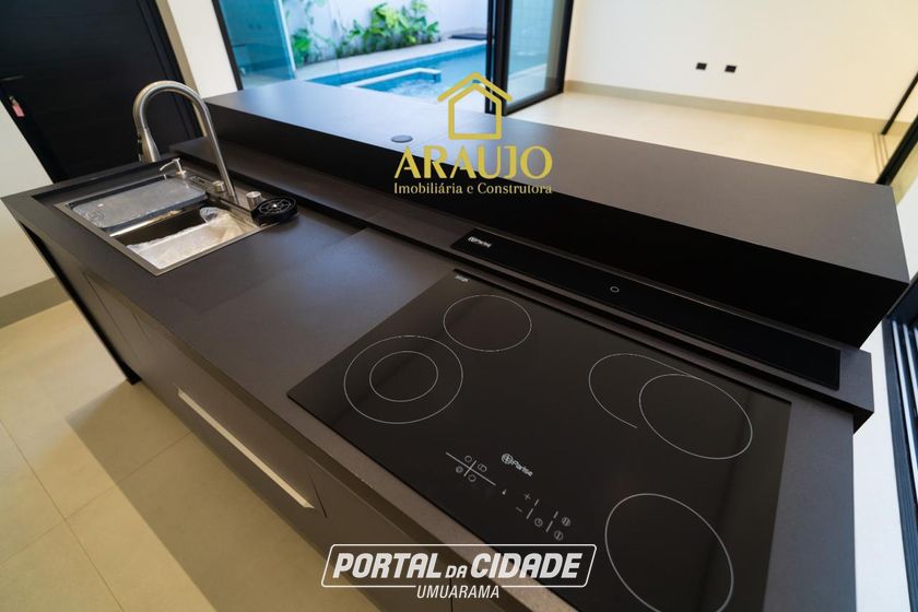 Casa &agrave; venda - 250m&sup2; - Zona VII