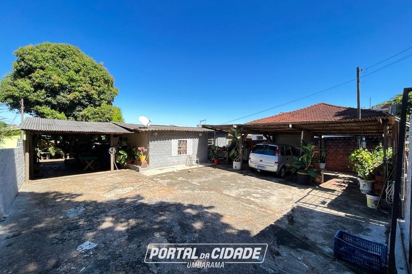 Terreno &agrave; venda - 496m&sup2; - Zona VII