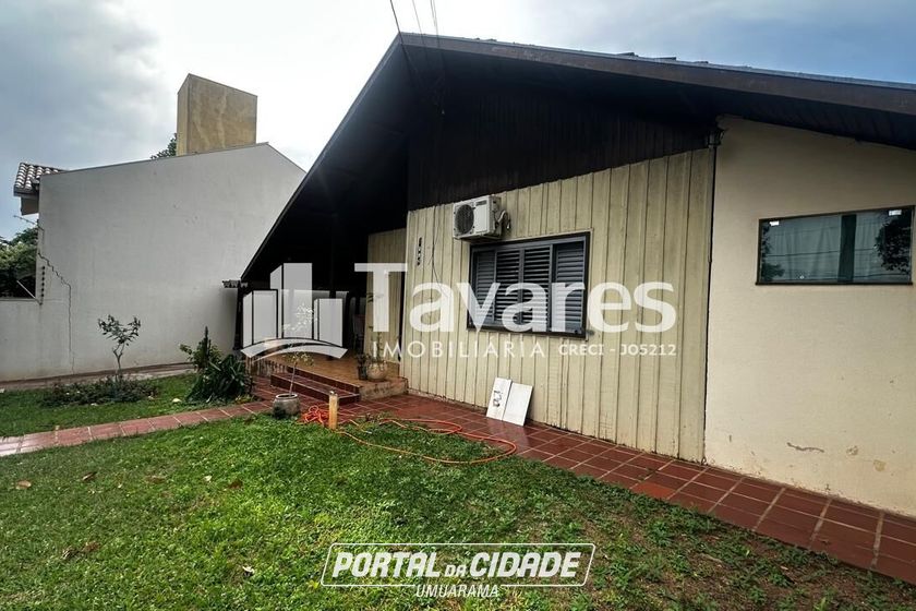 Casa &agrave; venda - 180m&sup2; - Zona II