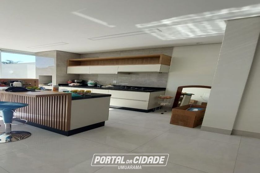 Sobrado &agrave; venda - Zona VII