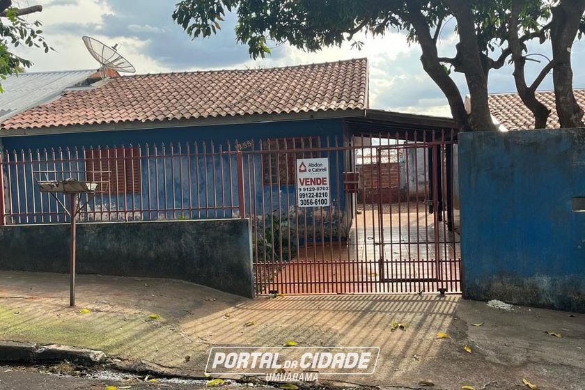 Casa &agrave; venda - 75m&sup2; - Conjunto Ouro Branco