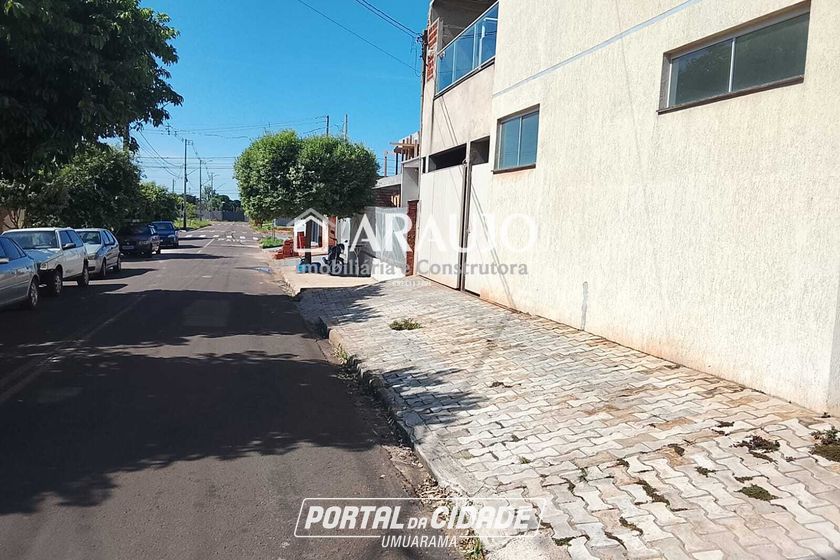Sobrado &agrave; venda - 251m&sup2; - Jardim Kennedy