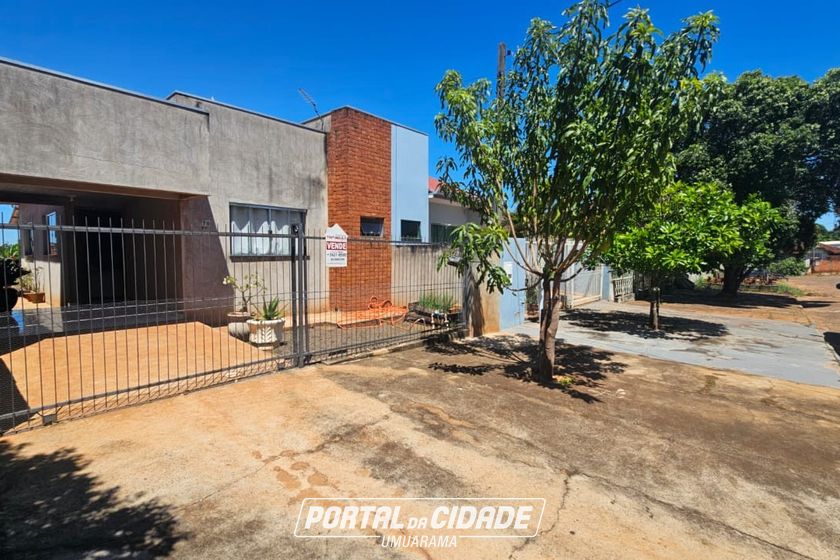Casa &agrave; venda - 74m&sup2; - CENTRO