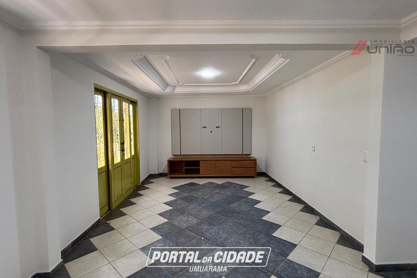 Casa para alugar - 363m&sup2; - Zona IV
