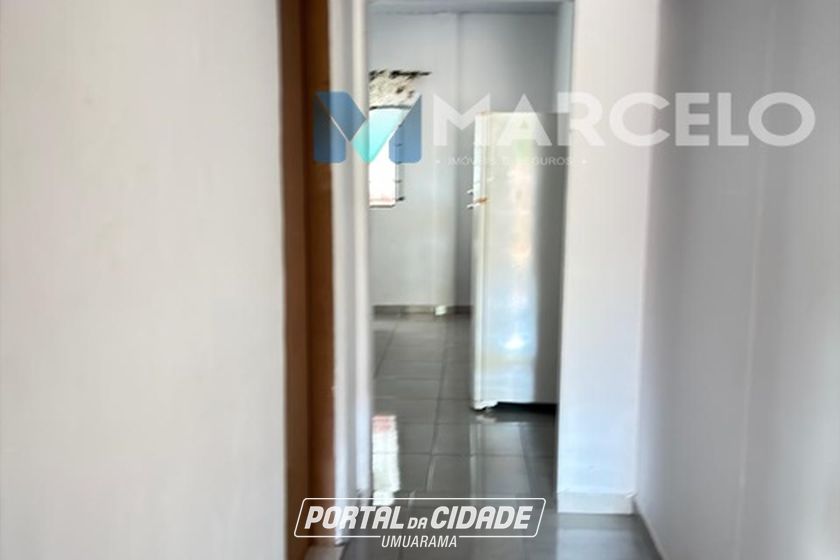 Ch&aacute;cara &agrave; venda - 2800m&sup2; - Zona Rural