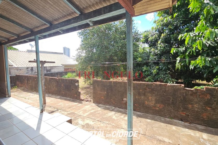 Casa &agrave; venda - 207m&sup2; - JARDIM IGUACU