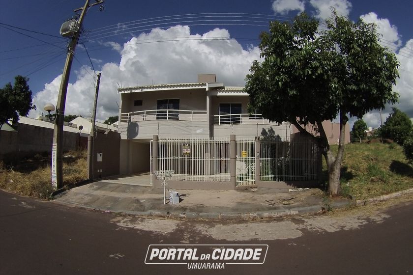 Casa para alugar - 270m&sup2; - JARDIM ALPHAVILE