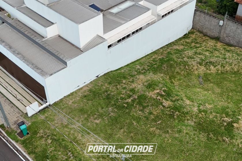 Terreno &agrave; venda - 324m&sup2; - Jardim Belvedere