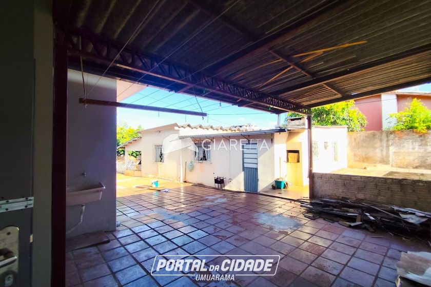 Casa &agrave; venda - 182m&sup2; - CENTRO