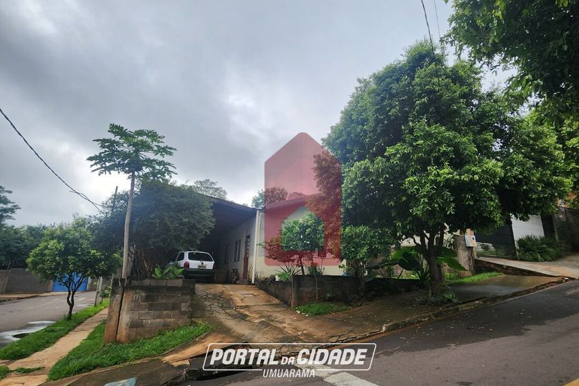 Casa &agrave; venda - 130m&sup2; - Zona VI