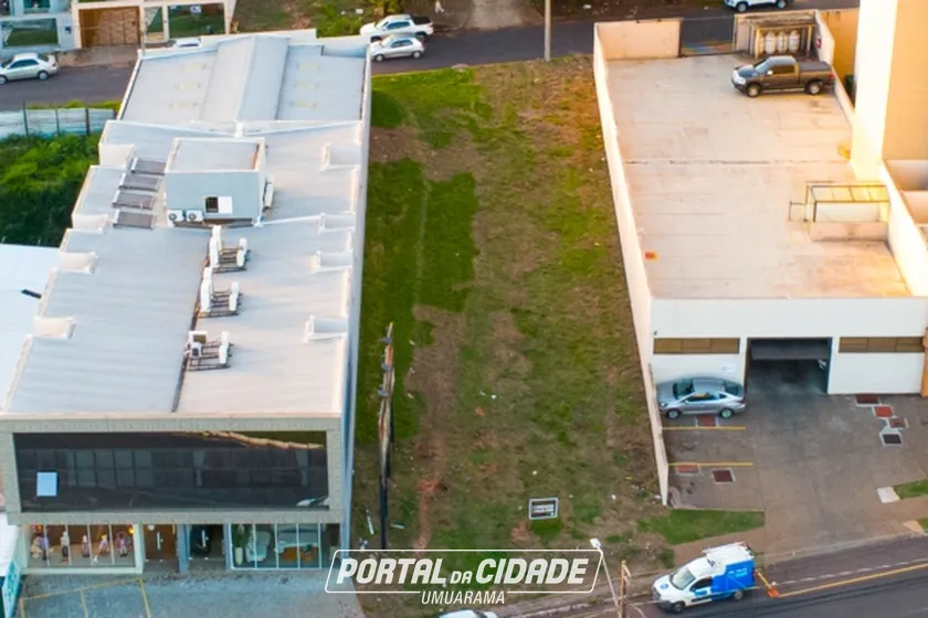 Terreno &agrave; venda - 635m&sup2; - Zona III