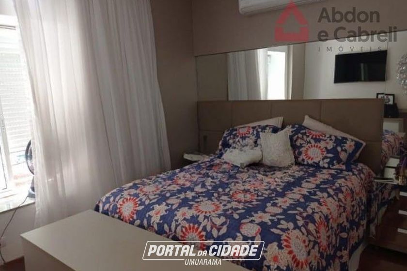 Casa &agrave; venda - 337m&sup2; - Jardim Veleiros