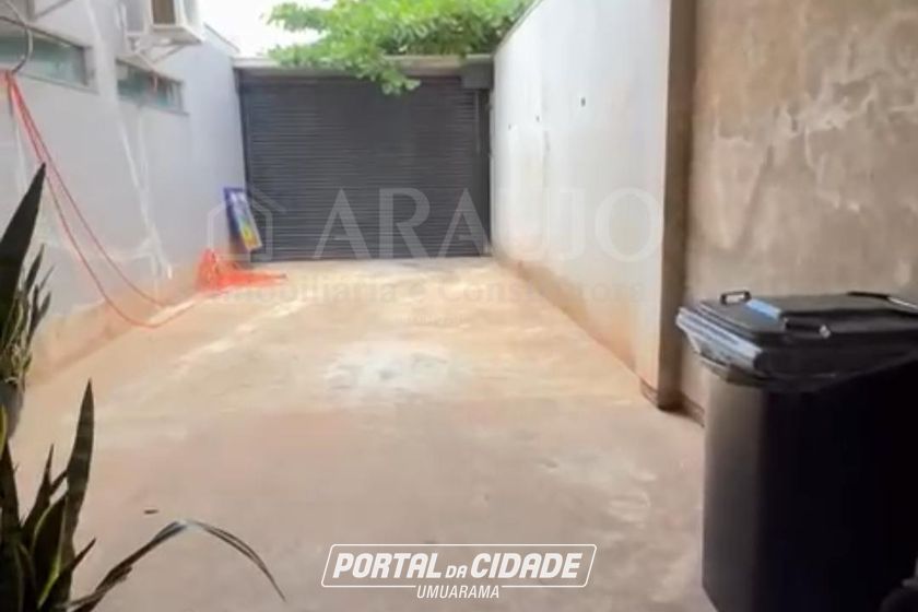 Sobrado &agrave; venda - 600m&sup2; - Centro