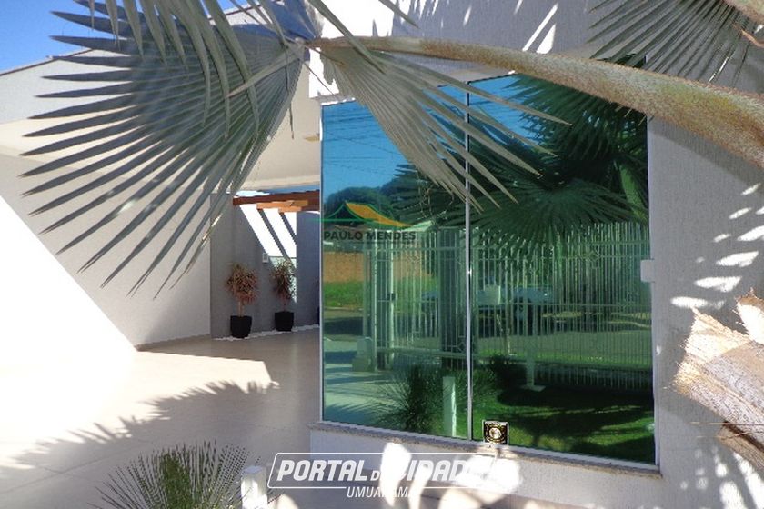 Casa &agrave; venda - 233m&sup2; - JARDIM TAMOIO