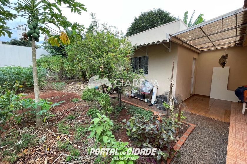 Casa &agrave; venda - 207m&sup2; - VILA INDUSTRIAL