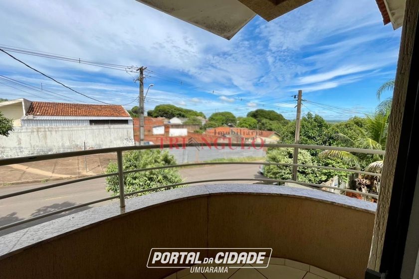 Sobrado &agrave; venda - 123m&sup2; - ZONA V
