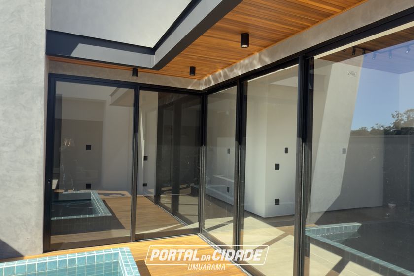 Casa &agrave; venda - 150m&sup2; - Paysage Unique Condom&iacute;nio