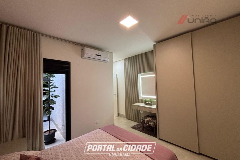 Casa &agrave; venda - 230m&sup2; - Conjunto Residencial Portal das &Aacute;guas