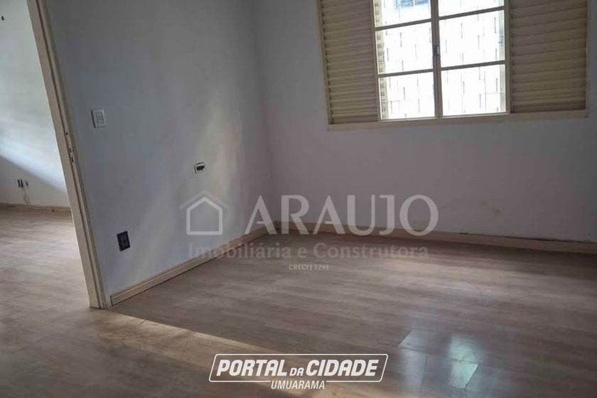 Casa para alugar - 220m&sup2; - Zona I