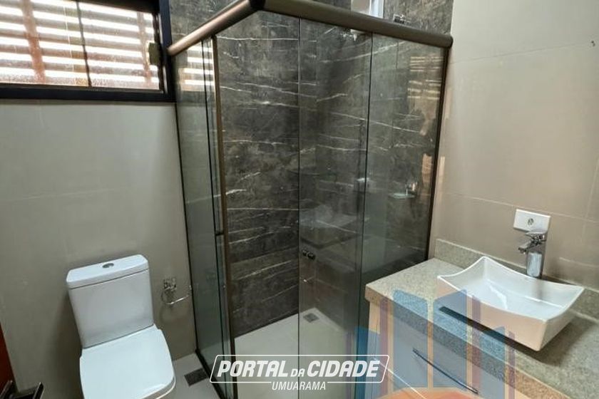 Casa &agrave; venda - 380m&sup2; - Jardim Imigrantes II