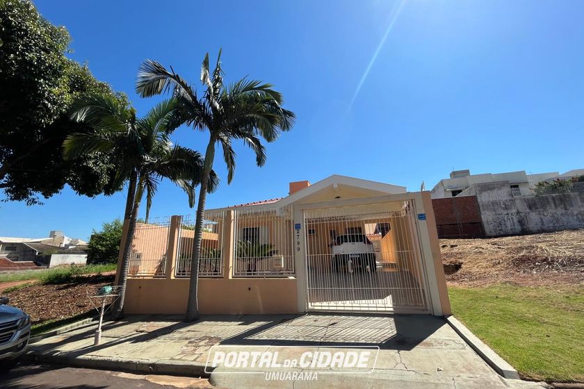 Casa &agrave; venda - 250m&sup2; - Parque do Lago