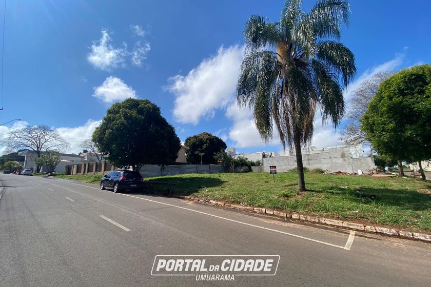 Terreno &agrave; venda - 418m&sup2; - Parque Presidente