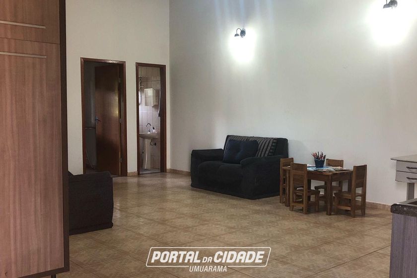 Ch&aacute;cara &agrave; venda - 47600m&sup2; - Pr 323