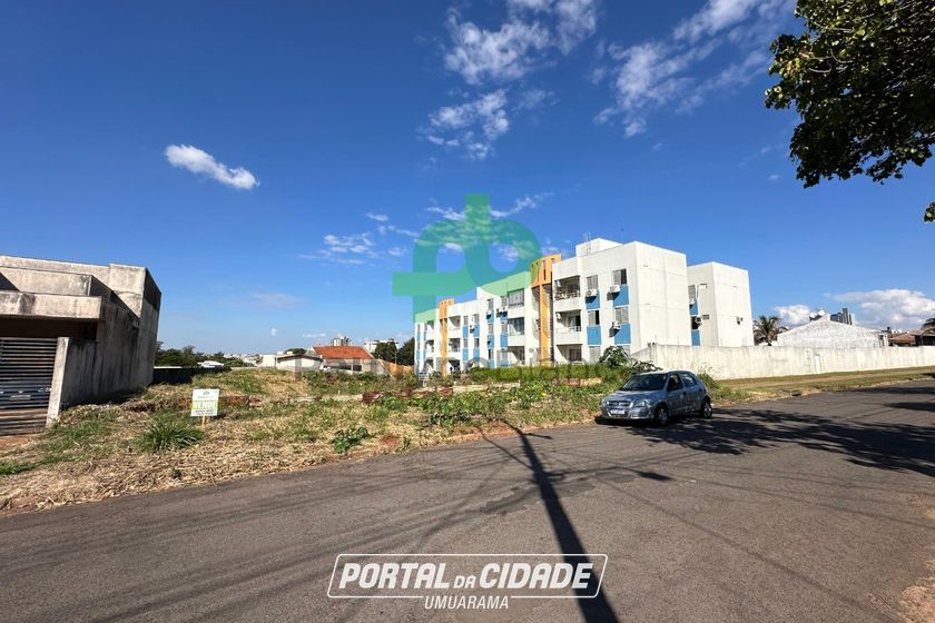 Terreno &agrave; venda - 189m&sup2; - ZONA I-A