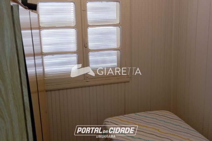 Casa &agrave; venda - 210m&sup2; - CENTRO