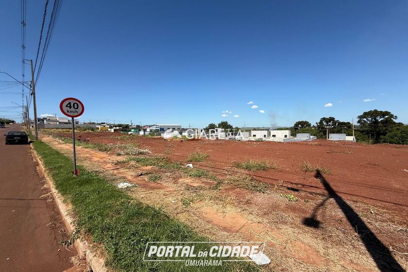 Terreno &agrave; venda - 250m&sup2; - JARDIM PANORAMA