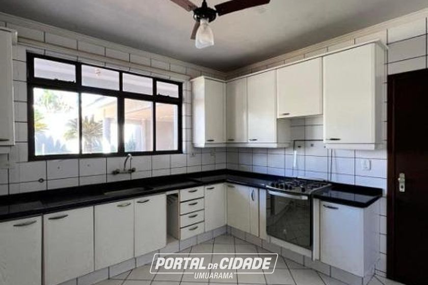Casa &agrave; venda - 334m&sup2; - Jardim Lisboa