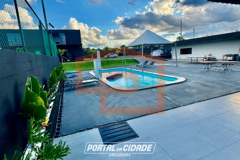 Ch&aacute;cara &agrave; venda - 2000m&sup2; - Zona Rural