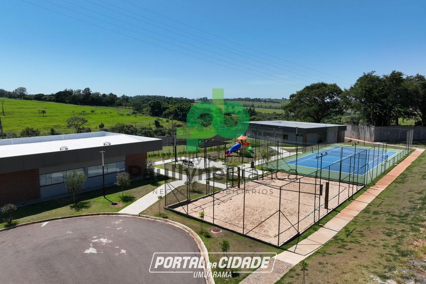 Terreno &agrave; venda - 400m&sup2; - Condominio Golden Lake
