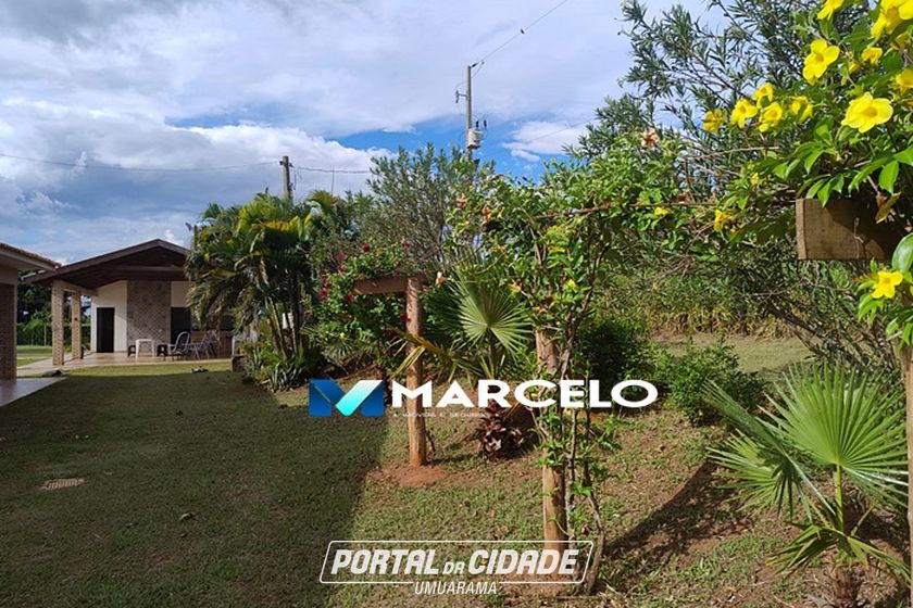 Ch&aacute;cara &agrave; venda - 26m&sup2; - PR 489
