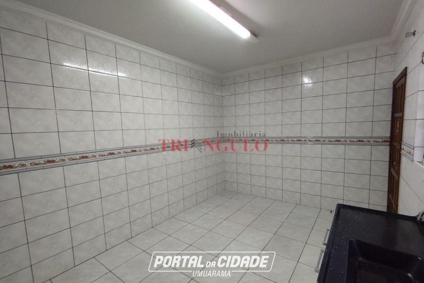 Casa &agrave; venda - 144m&sup2; - ZONA III