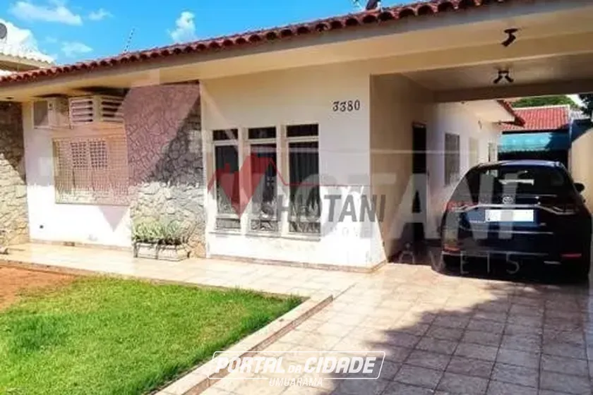 Casa &agrave; venda - Zona I-A