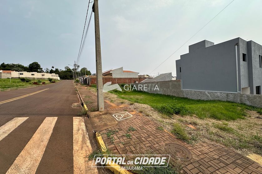 Terreno &agrave; venda - 359m&sup2; - JARDIM S&Atilde;O FRANCISCO