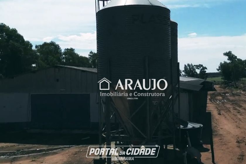 Ch&aacute;cara &agrave; venda - 35500m&sup2; - Zona rural